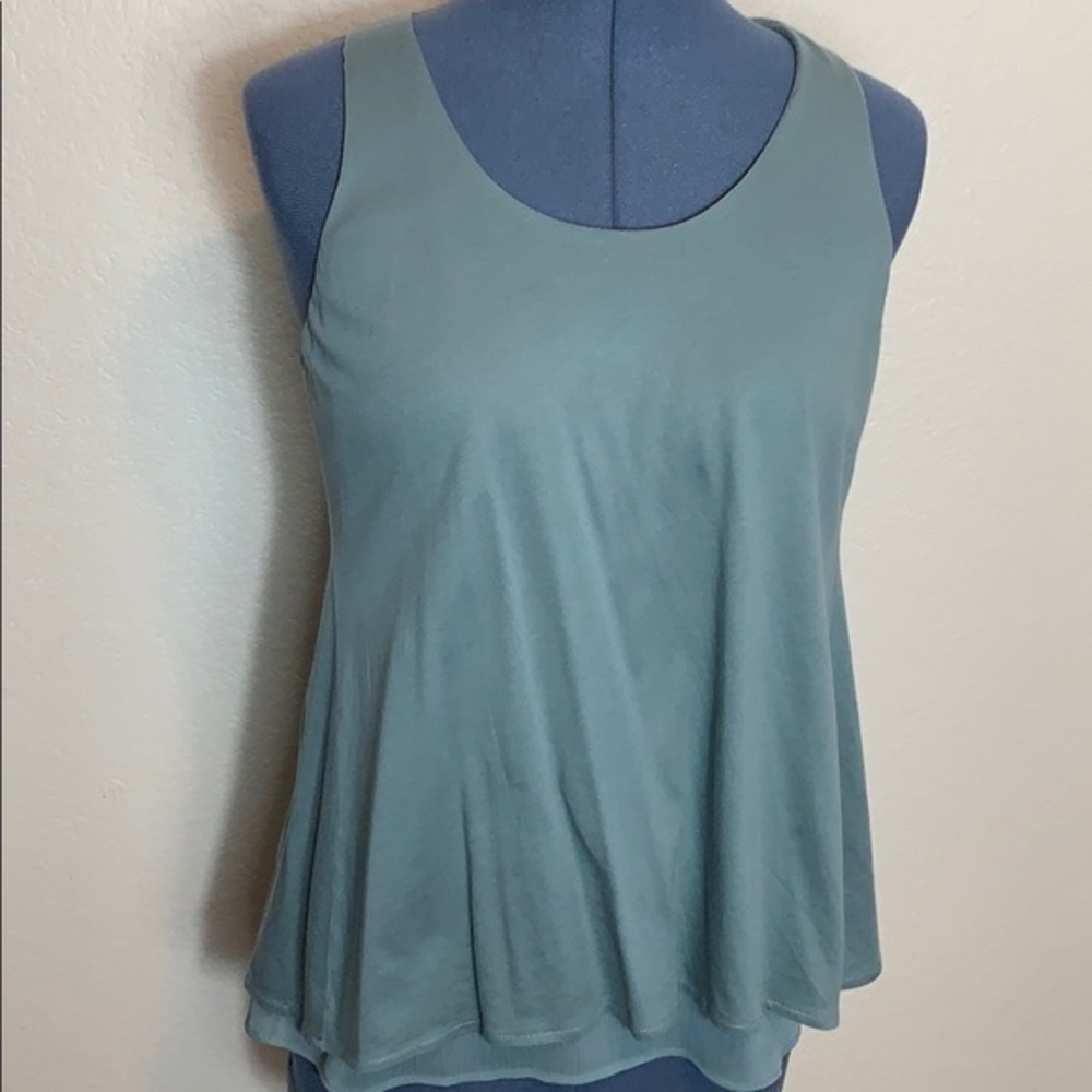 Loft Sleeveless Shirt Size S - Picture 2 of 3